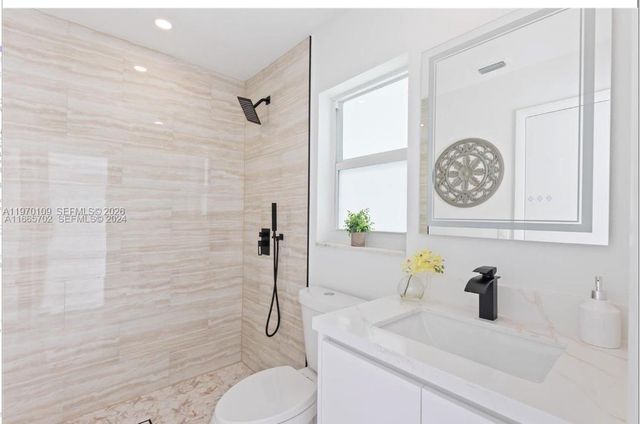 1780 SW 12th St, Boca Raton, FL 33486