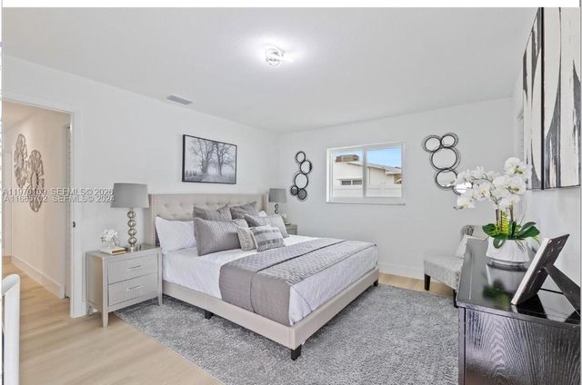 1780 SW 12th St, Boca Raton, FL 33486