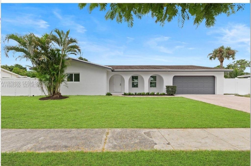 1780 SW 12th St, Boca Raton, FL 33486