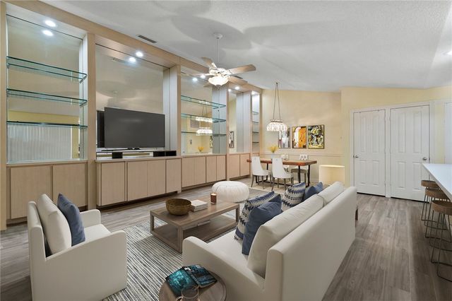 1217 NW Sun Terrace Circle B, Port St Lucie, FL 34986