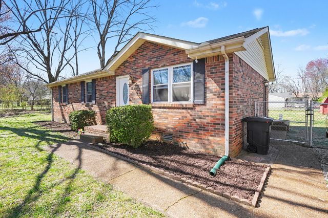 1223 Main St, Pleasant View, TN 37146