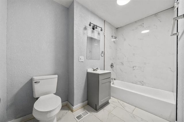 3801 Mersington Avenue, Kansas City, MO 64128