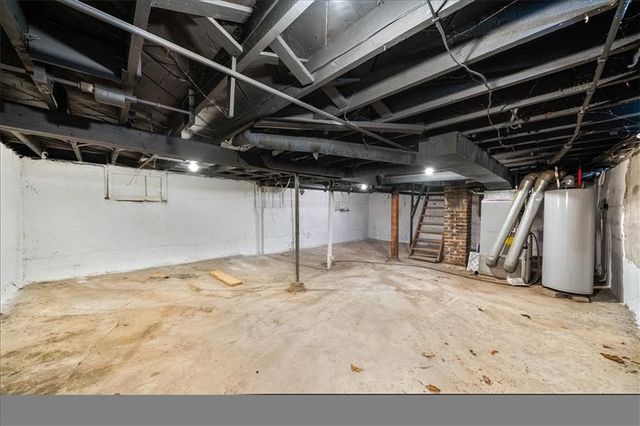 3801 Mersington Avenue, Kansas City, MO 64128