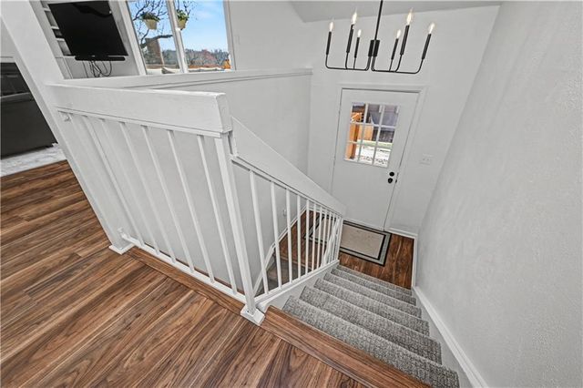 10952 Bradshaw Street, Overland Park, KS 66210