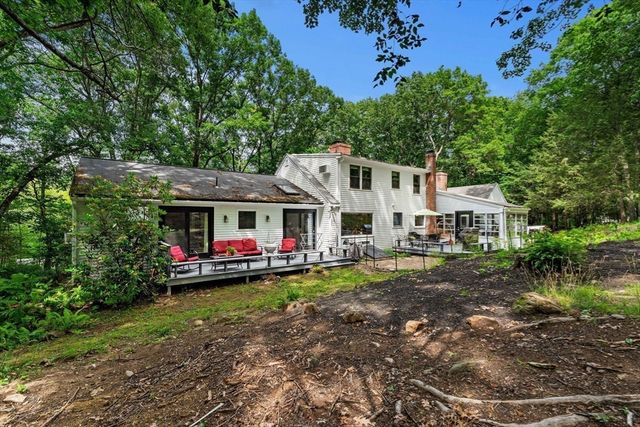 536 Ipswich Rd, Boxford, MA 01921