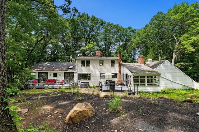 536 Ipswich Rd, Boxford, MA 01921