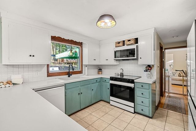 536 Ipswich Rd, Boxford, MA 01921