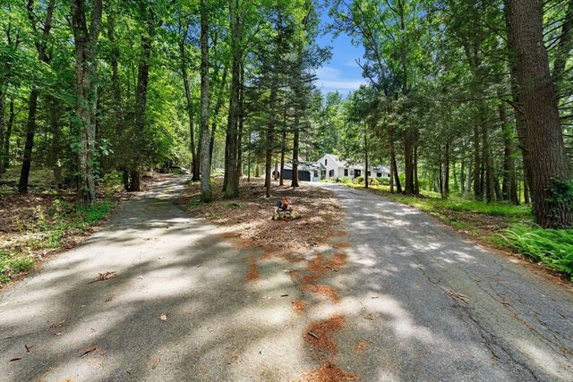 536 Ipswich Rd, Boxford, MA 01921