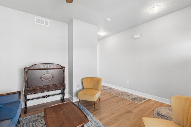 801 Fountain View Drive, Pella, IA 50219