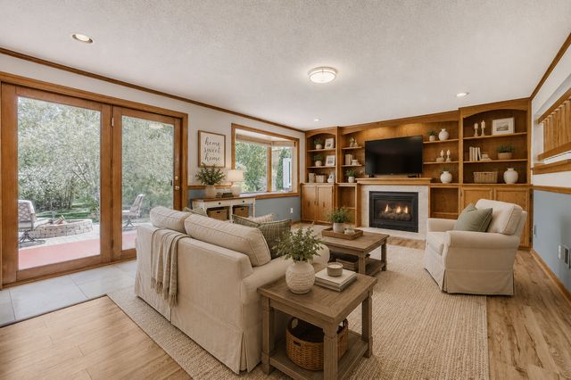 8258 169th Street W, Lakeville, MN 55044