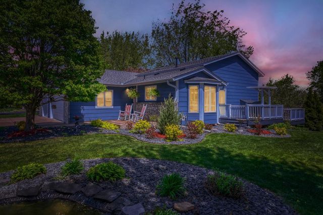 8258 169th Street W, Lakeville, MN 55044