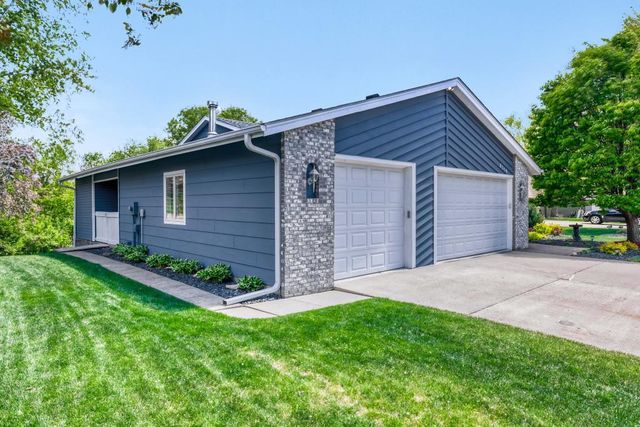 8258 169th Street W, Lakeville, MN 55044