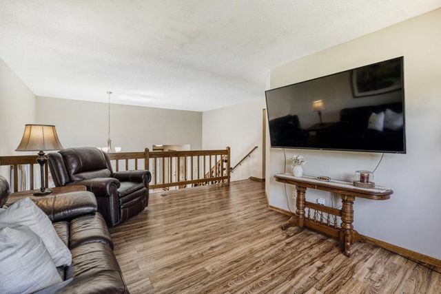 8258 169th Street W, Lakeville, MN 55044