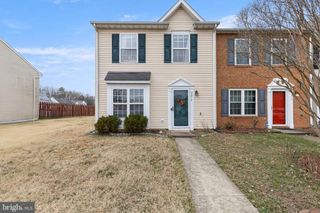 9814 COVENTRY CREEK DR, Fredericksburg, VA 22408
