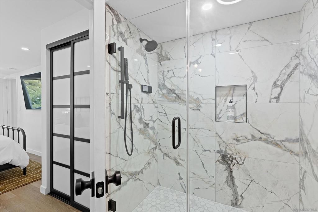 Image 13 of property listing at 6111 Rancho Mission Rd 313, San Diego, CA 92108