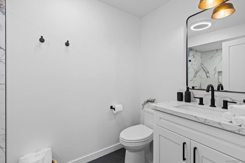 Image 14 of property listing at 6111 Rancho Mission Rd 313, San Diego, CA 92108