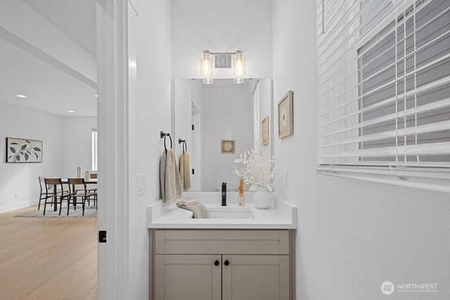 16 160th Place SE, Bothell, WA 98012