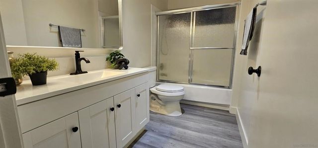 3207 Midway Dr. 101, San Diego, CA 92110