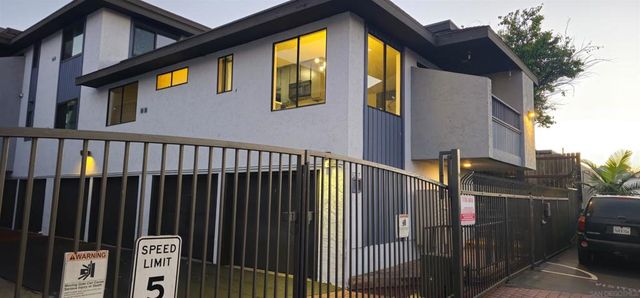 3207 Midway Dr. 101, San Diego, CA 92110