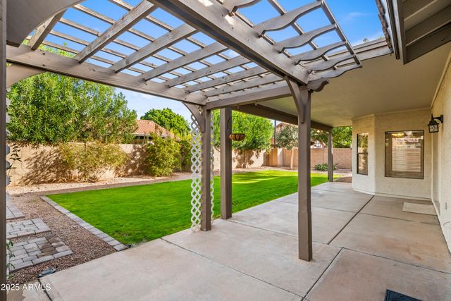 2342 E MALLARD Court, Gilbert, AZ 85234