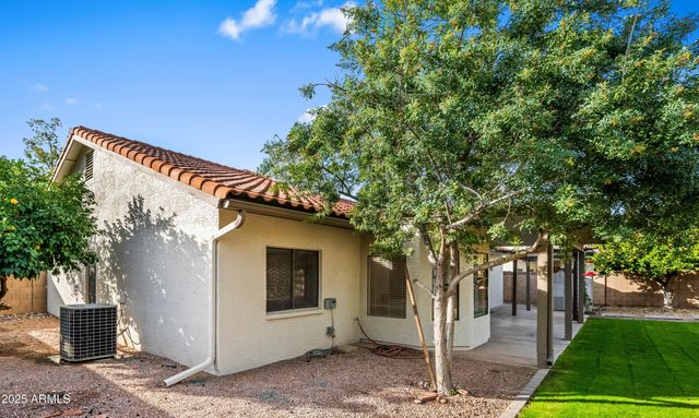 2342 E MALLARD Court, Gilbert, AZ 85234