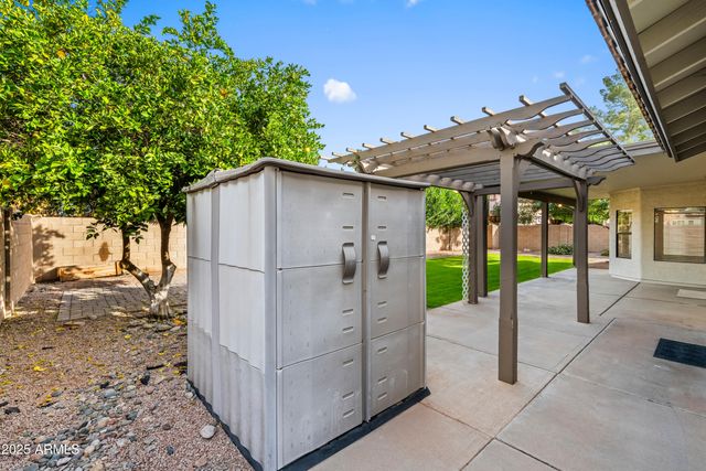 2342 E MALLARD Court, Gilbert, AZ 85234