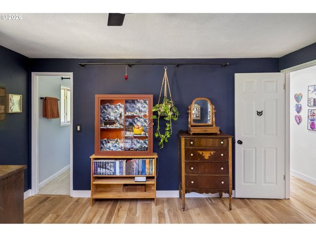 10824 Se 95TH Ct, Happy Valley, OR 97086
