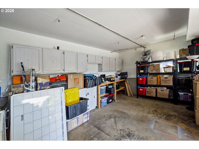 10824 Se 95TH Ct, Happy Valley, OR 97086