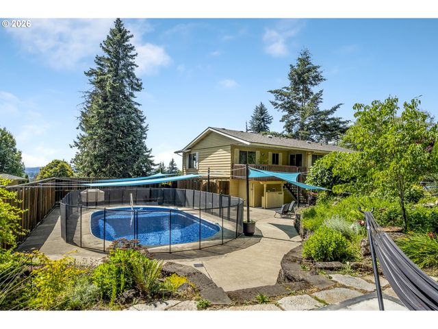 10824 Se 95TH Ct, Happy Valley, OR 97086