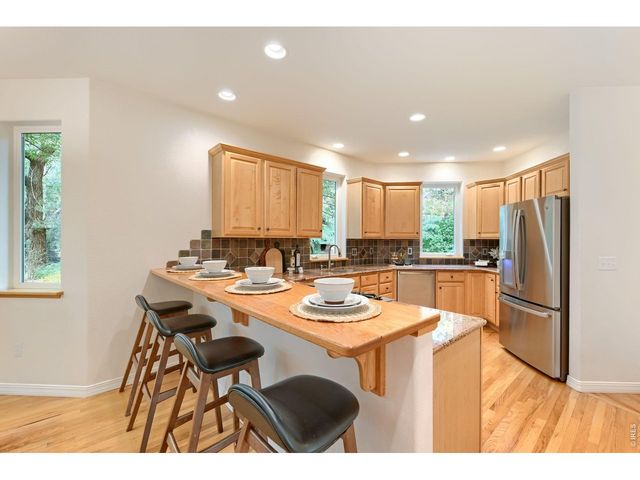 1812 Scarsdale Ct, Lafayette, CO 80026
