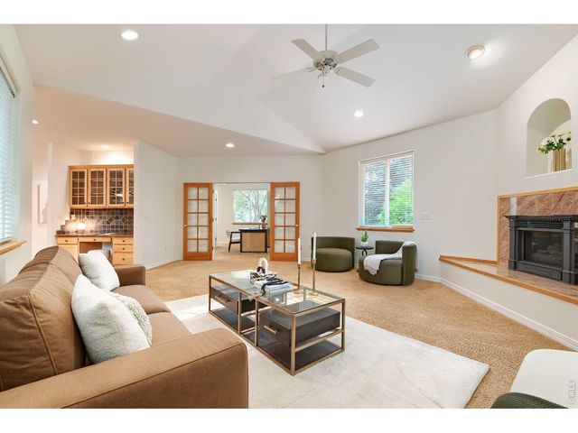 1812 Scarsdale Ct, Lafayette, CO 80026