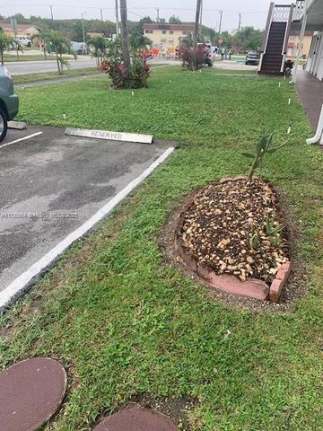 122 NE 204th St 21, Miami Gardens, FL 33179