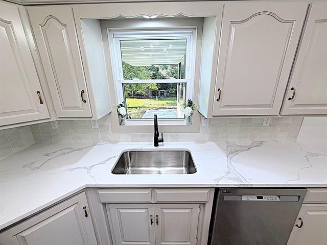 631 IDLEWILD STREET, Kaukauna, WI 54130