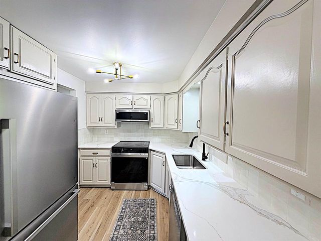 631 IDLEWILD STREET, Kaukauna, WI 54130
