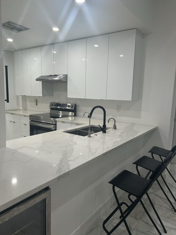 7472 La Paz Boulevard 104, Boca Raton, FL 33433
