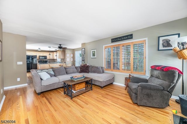 42 Mordaunt Rd, Vernon Twp., NJ 07462