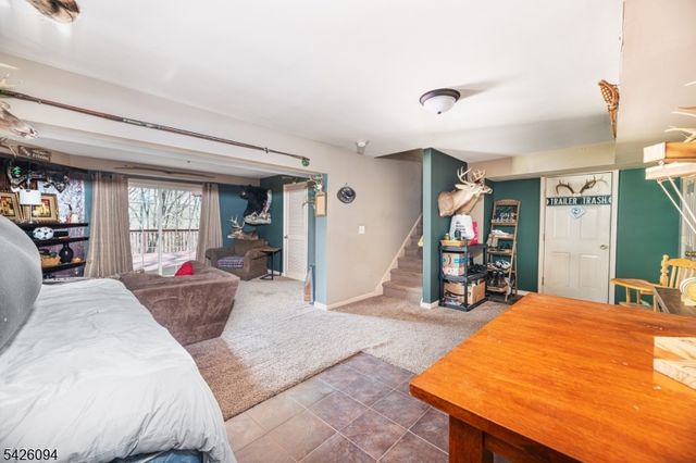 42 Mordaunt Rd, Vernon Twp., NJ 07462