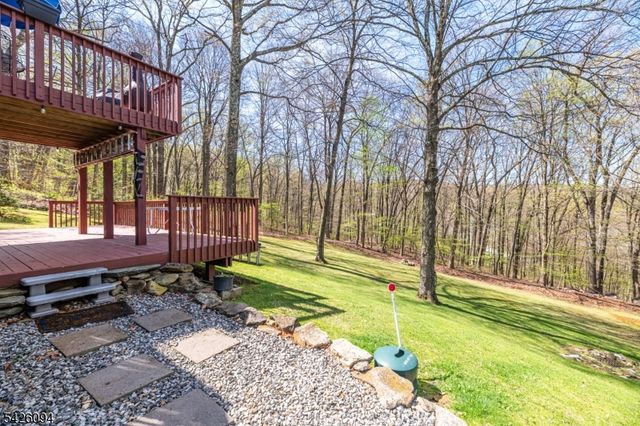 42 Mordaunt Rd, Vernon Twp., NJ 07462