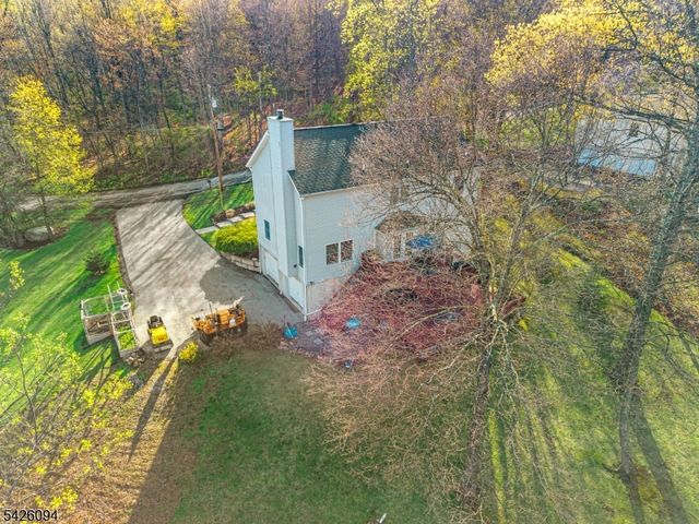 42 Mordaunt Rd, Vernon Twp., NJ 07462