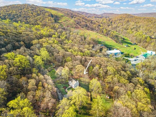 42 Mordaunt Rd, Vernon Twp., NJ 07462