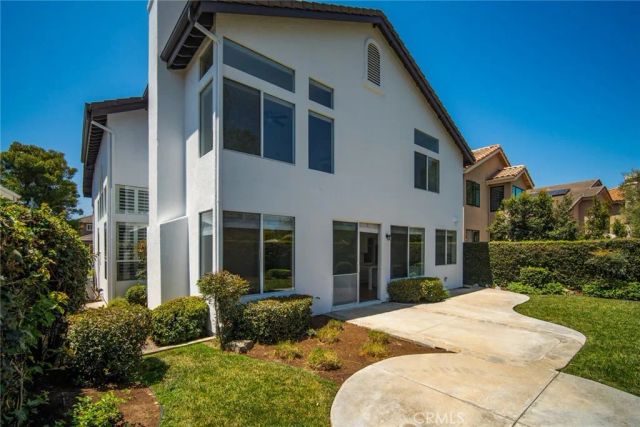 10 Faire Winds, Laguna Niguel, CA 92677