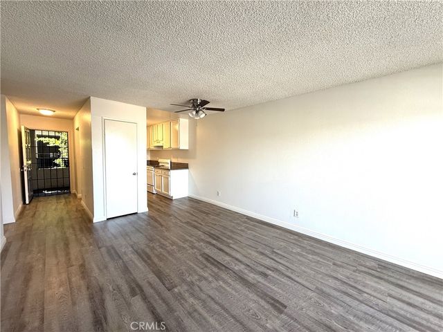 1212 Gladys Avenue 303, Long Beach, CA 90804