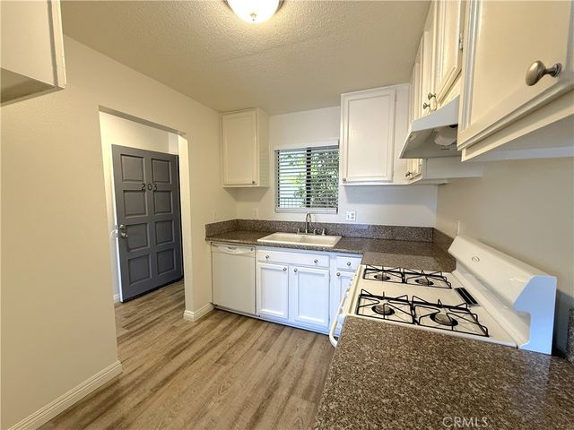 1212 Gladys Avenue 303, Long Beach, CA 90804