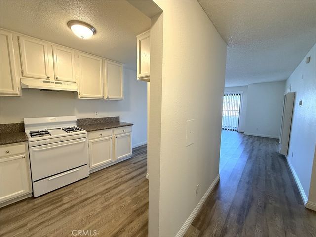 1212 Gladys Avenue 303, Long Beach, CA 90804