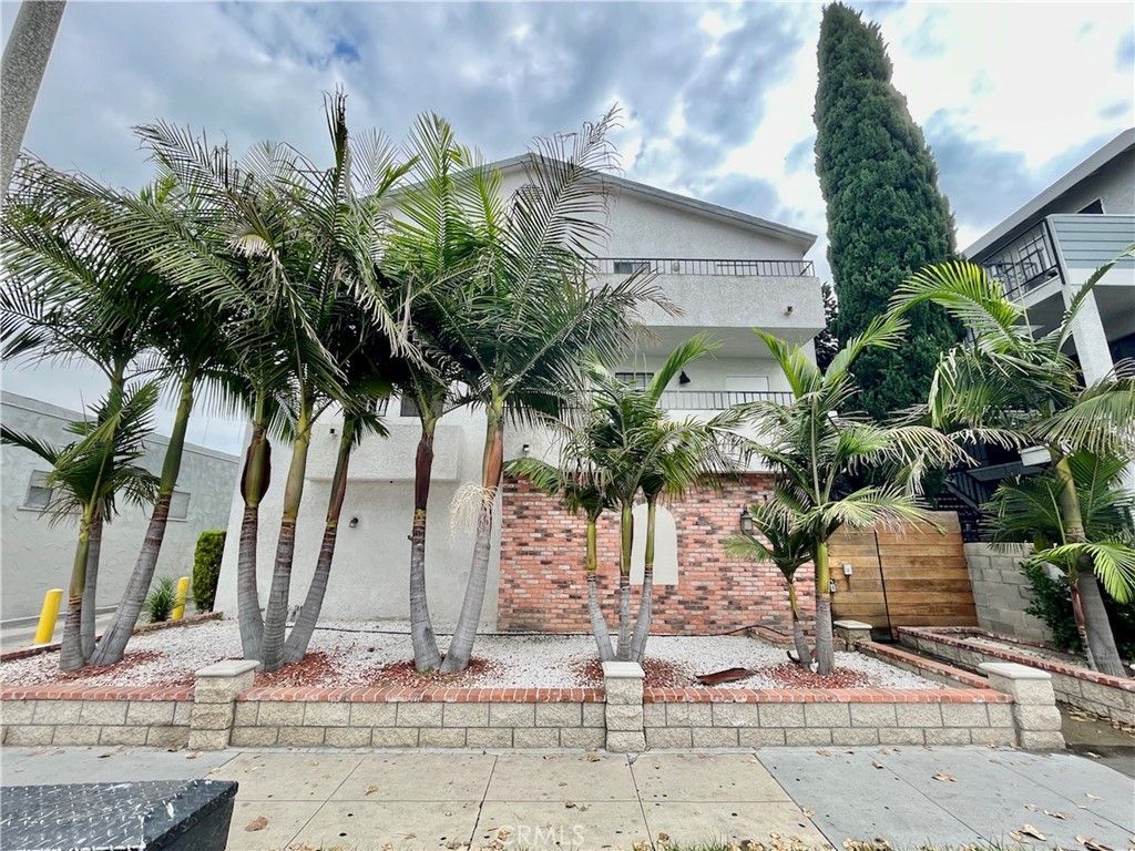 1212 Gladys Avenue 303, Long Beach, CA 90804