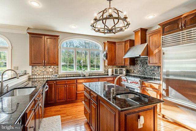 108 BAVINGTON RD, Perkiomenville, PA 18074