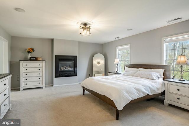108 BAVINGTON RD, Perkiomenville, PA 18074