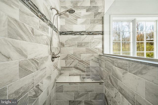 108 BAVINGTON RD, Perkiomenville, PA 18074