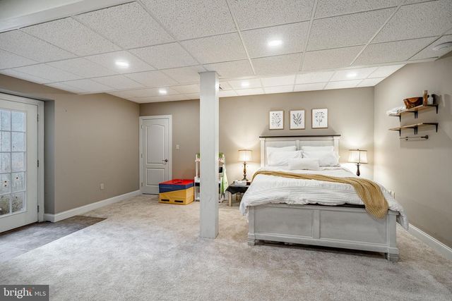 108 BAVINGTON RD, Perkiomenville, PA 18074