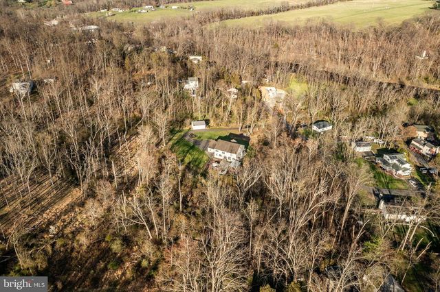 108 BAVINGTON RD, Perkiomenville, PA 18074